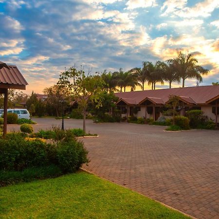 Shakespeare Court Serviced Apartments Lusaka Extérieur photo