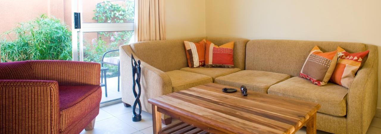 Shakespeare Court Serviced Apartments Lusaka Extérieur photo